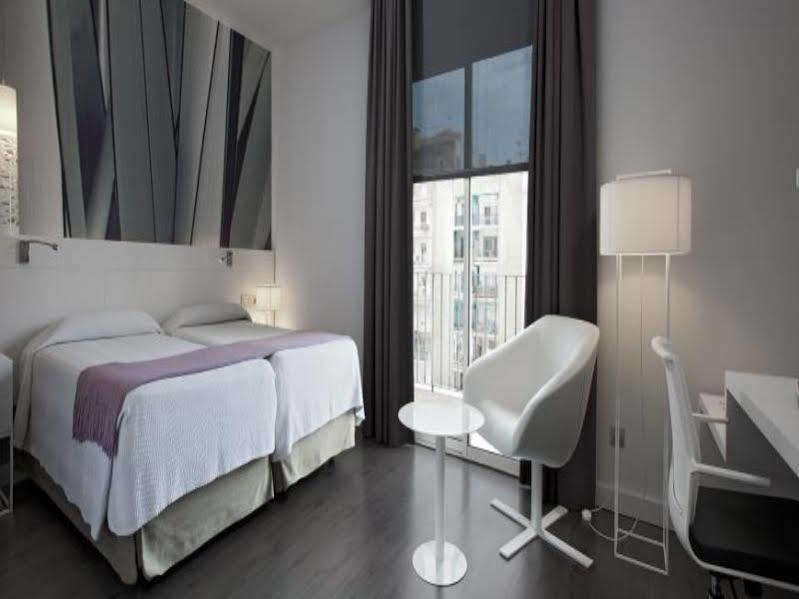 Nh Stadium Hotel